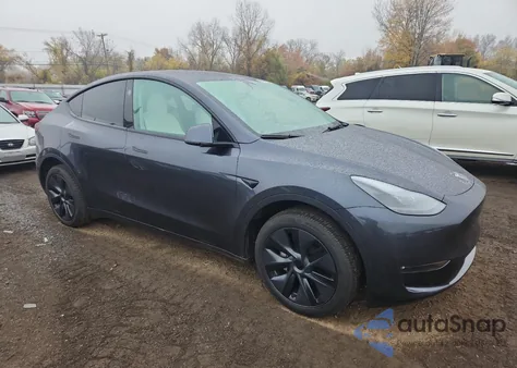 2025 Tesla Model Y z USA, uszkodzony, nr VIN 7SAYGDEE2SA348672